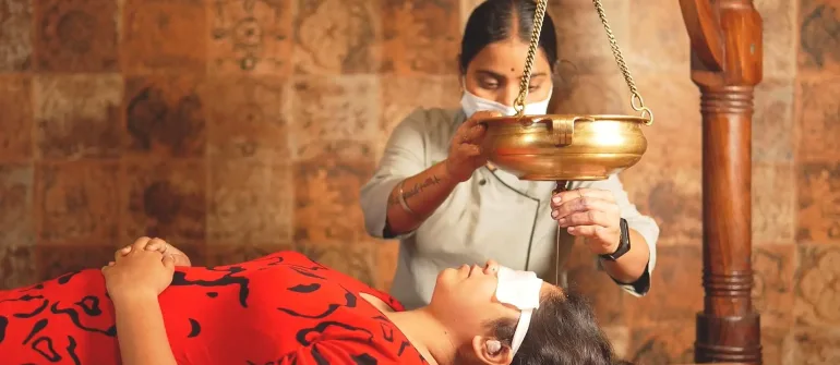 Top 10 Shirodhara Benefits for Stress Relief and Better Sleep
