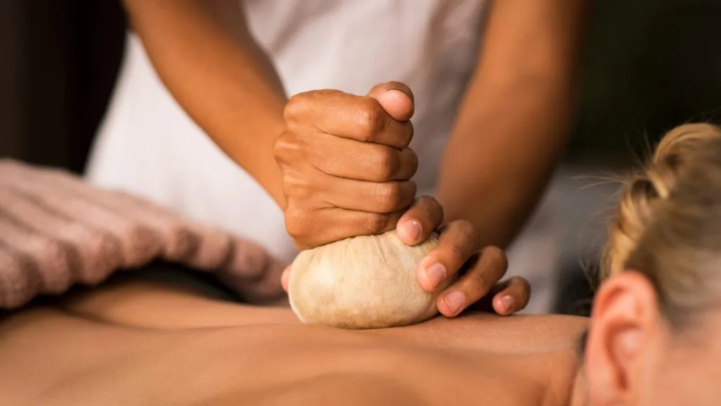 How Home Panchakarma Works Without Hospital Admission