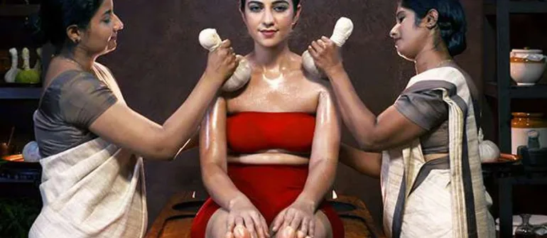 Patra Pinda Sweda (Ela Kizhi): Benefits, Procedure & Ayurvedic Treatment for Pain Relief